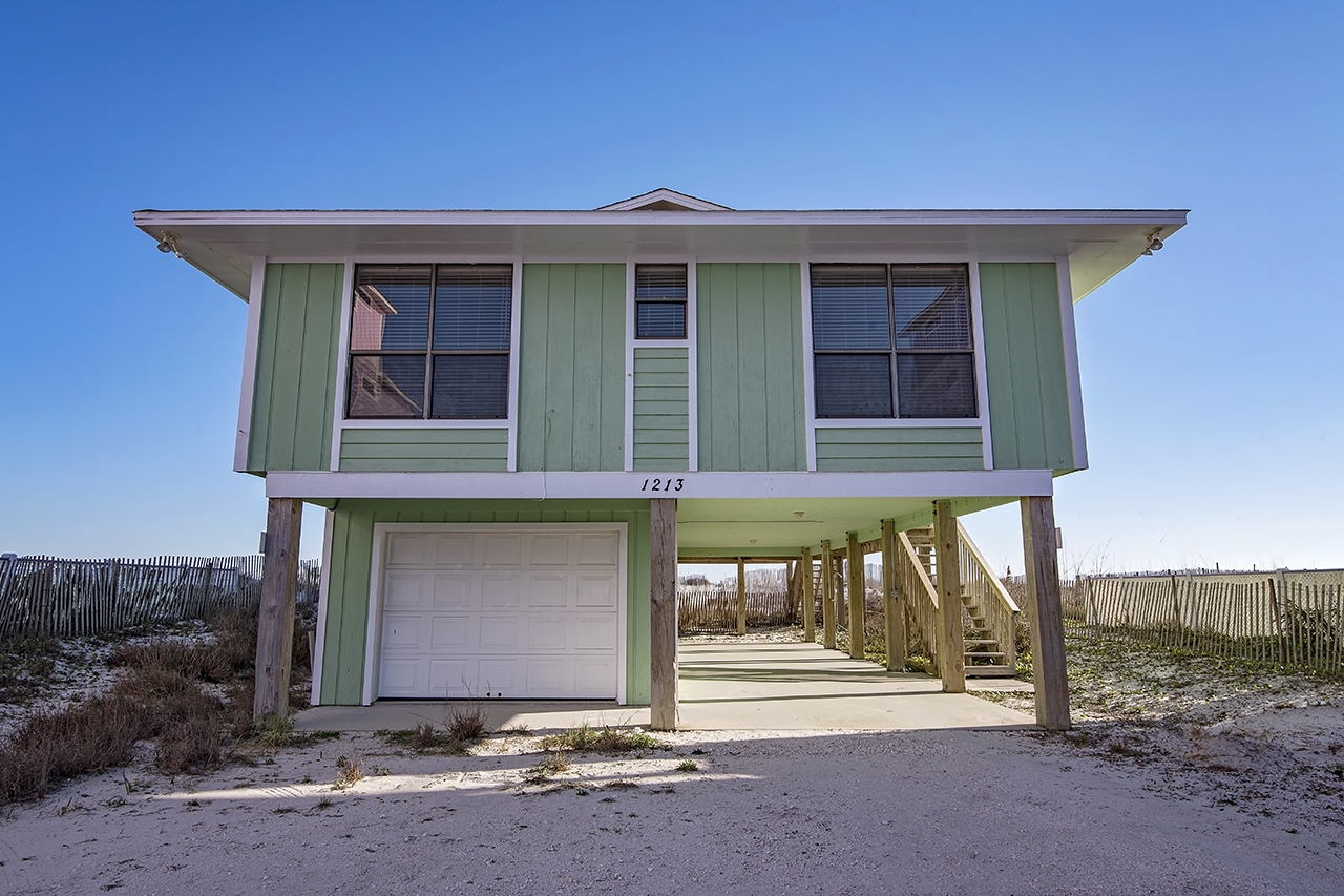 The Hideaway  Gulf Shores House Rentals