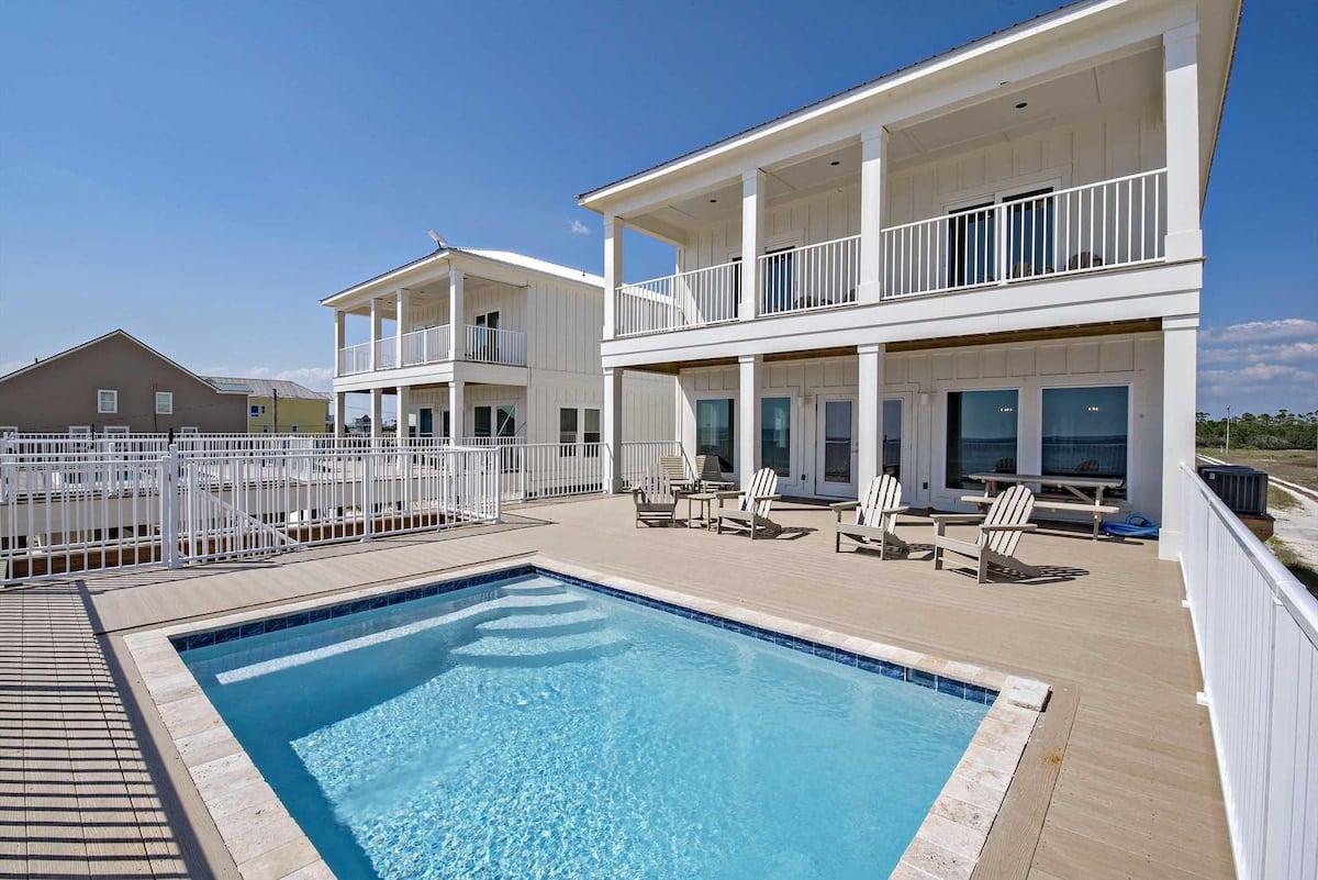 Private pool and deck at Ocean Awaits 2 in Fort Morgan, Alabama