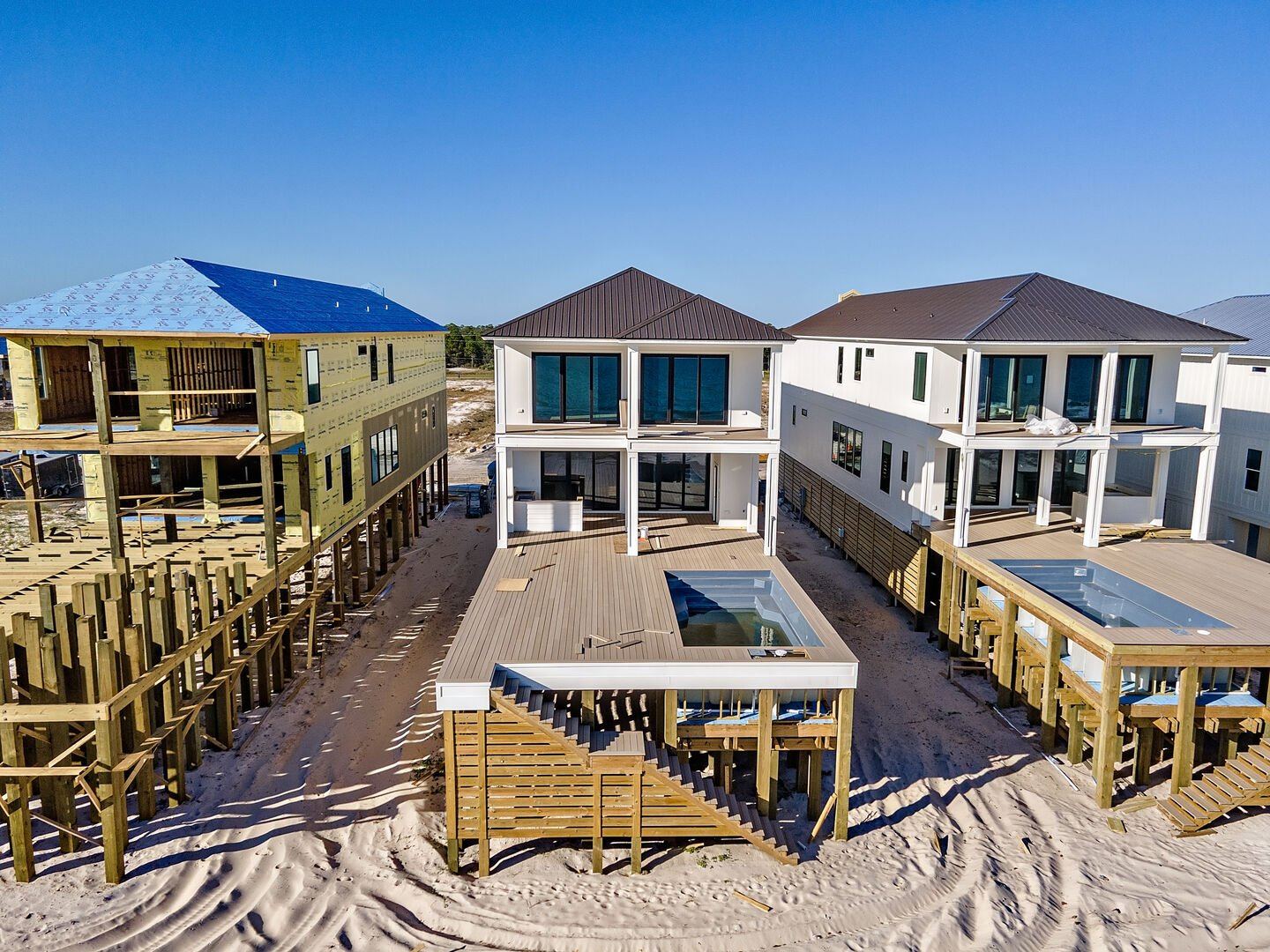 Sandy Crax West, 8-bedroom house rental in Fort Morgan, Alabama